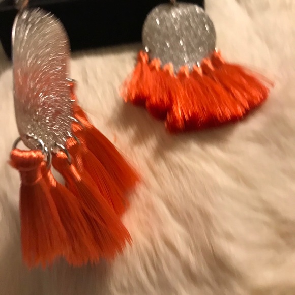 Earrings - Picture 4 of 7